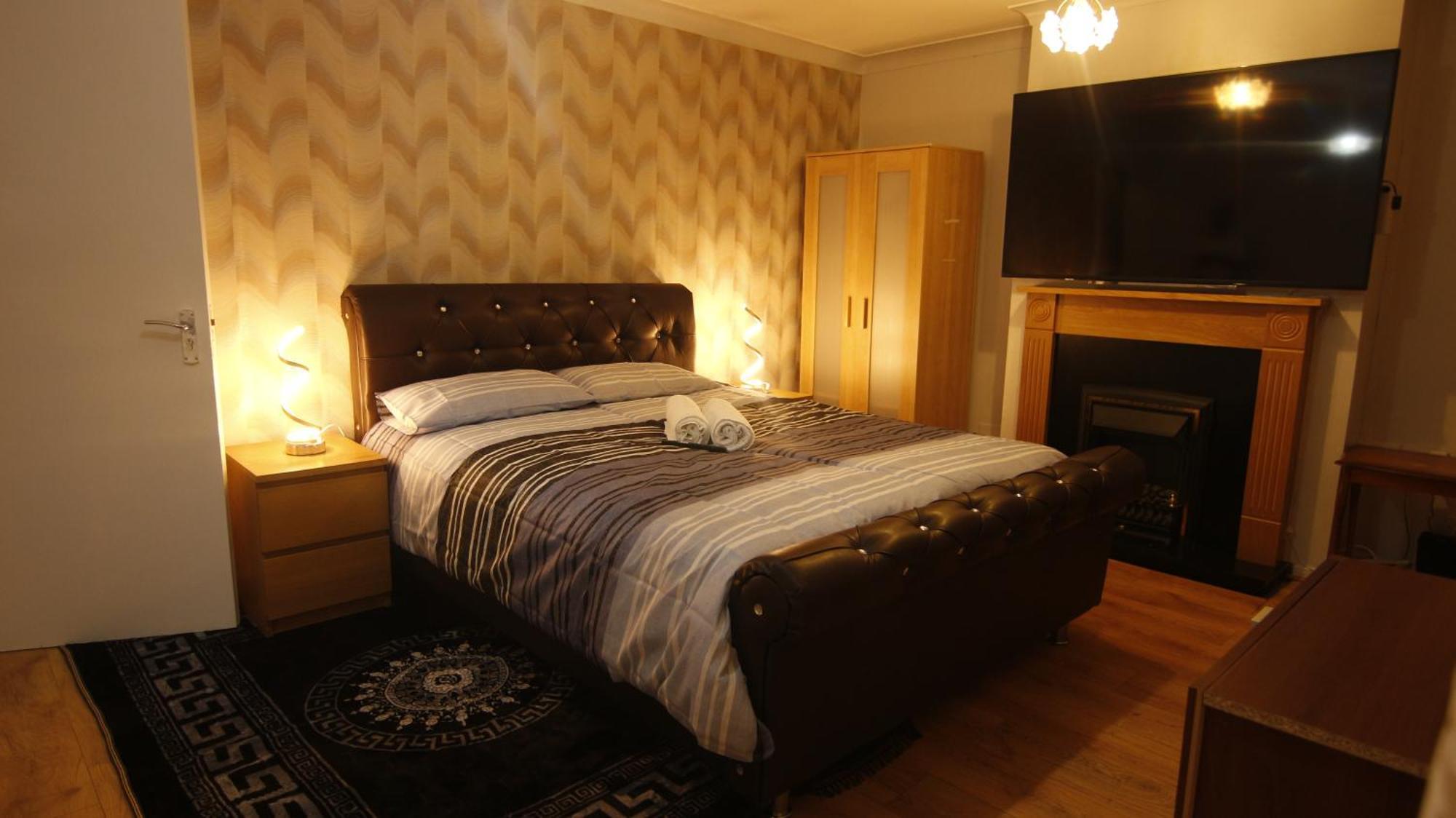 Birmingham City Centre Lovely Family Gateway מראה חיצוני תמונה