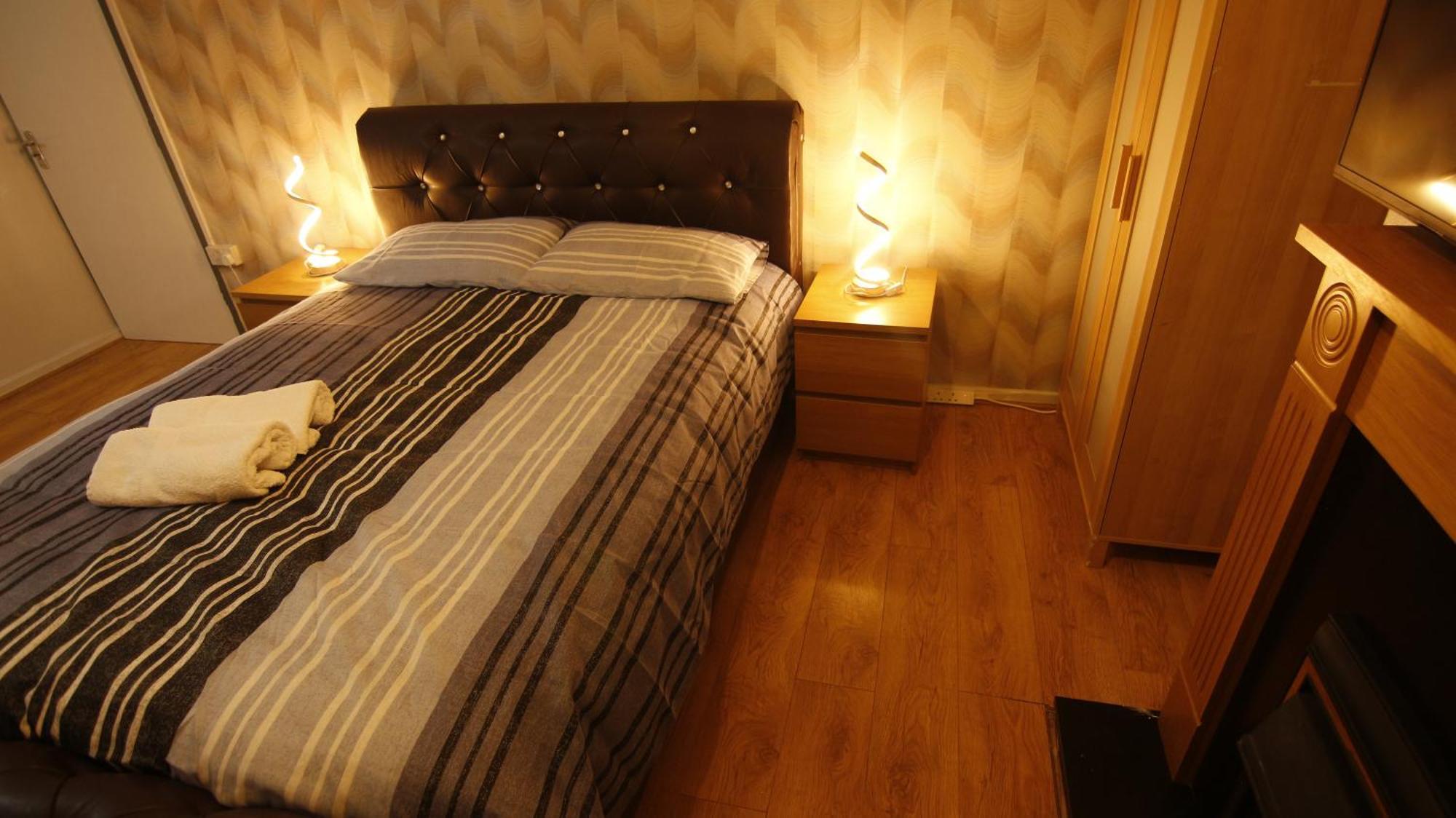 Birmingham City Centre Lovely Family Gateway מראה חיצוני תמונה