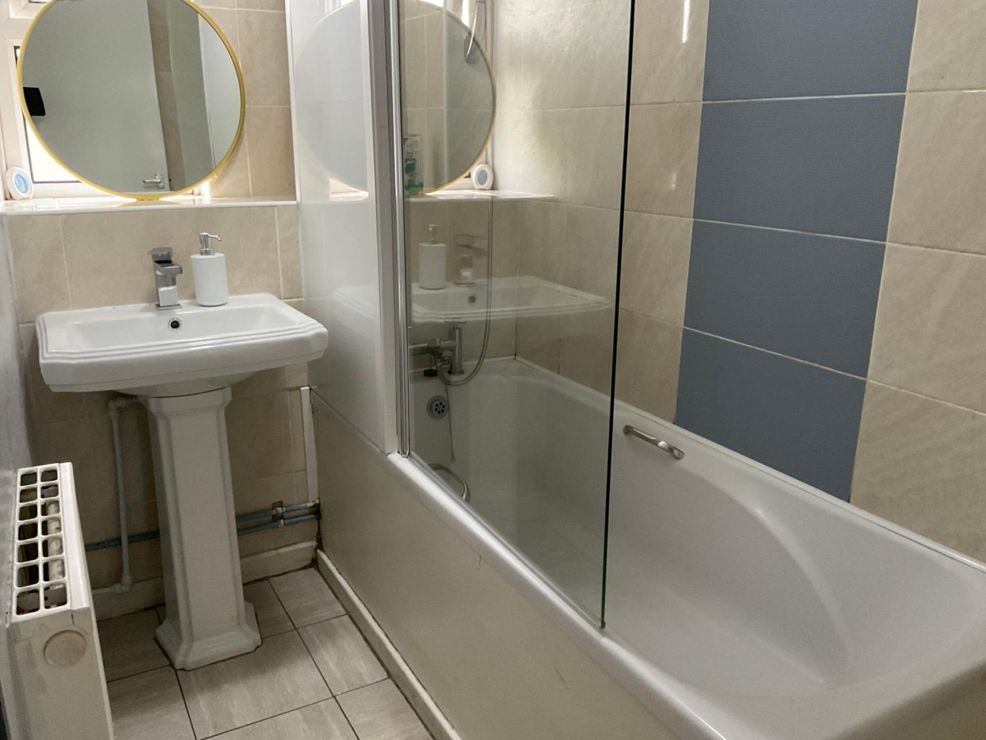 Birmingham City Centre Lovely Family Gateway מראה חיצוני תמונה