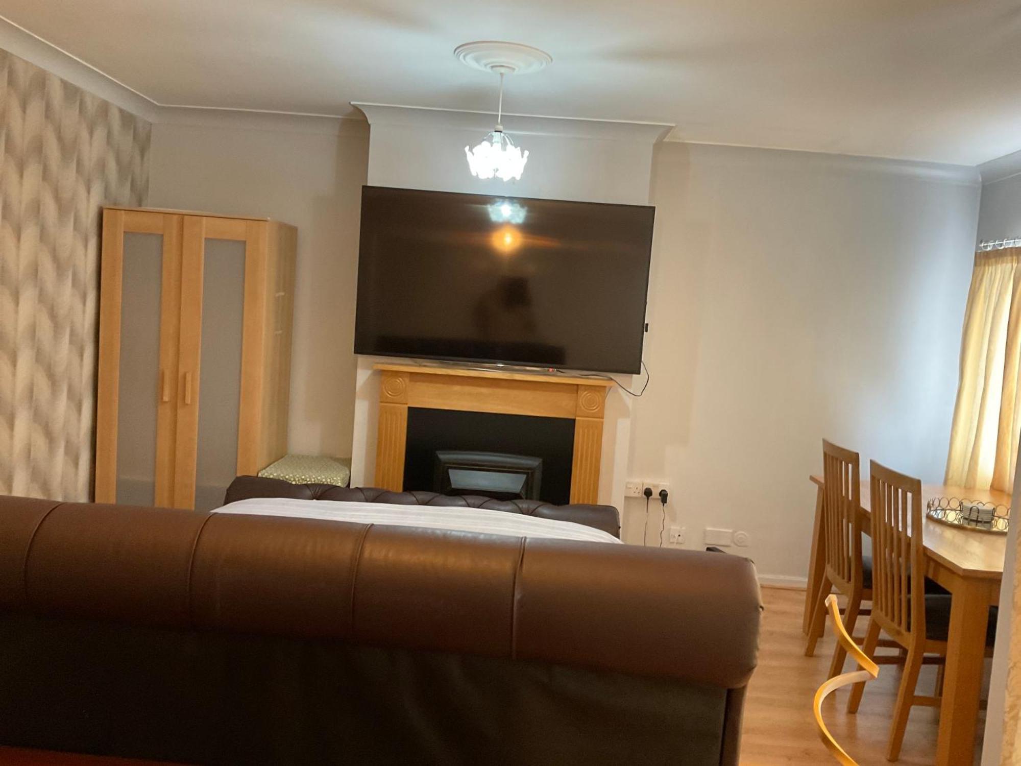 Birmingham City Centre Lovely Family Gateway מראה חיצוני תמונה