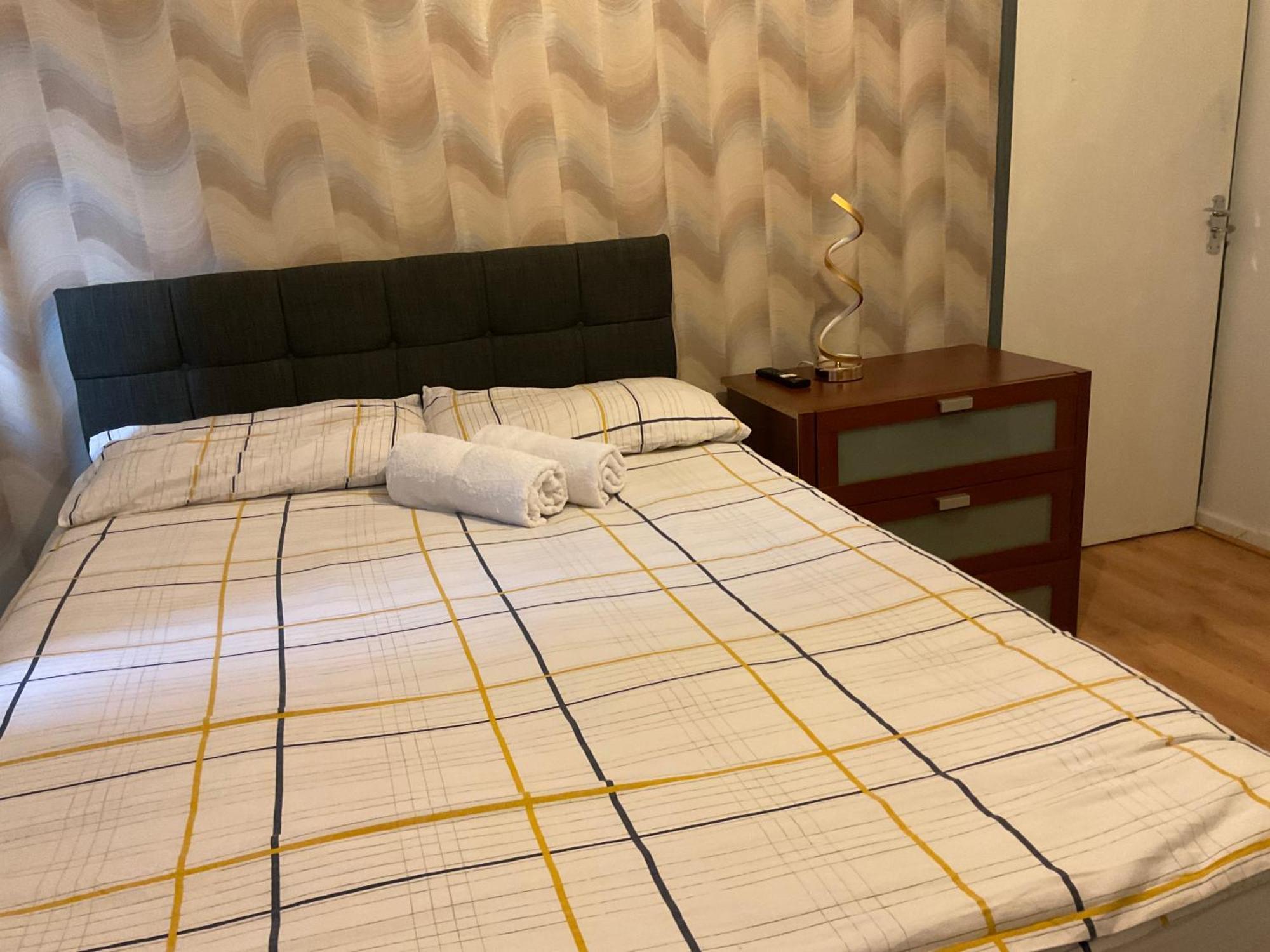 Birmingham City Centre Lovely Family Gateway מראה חיצוני תמונה