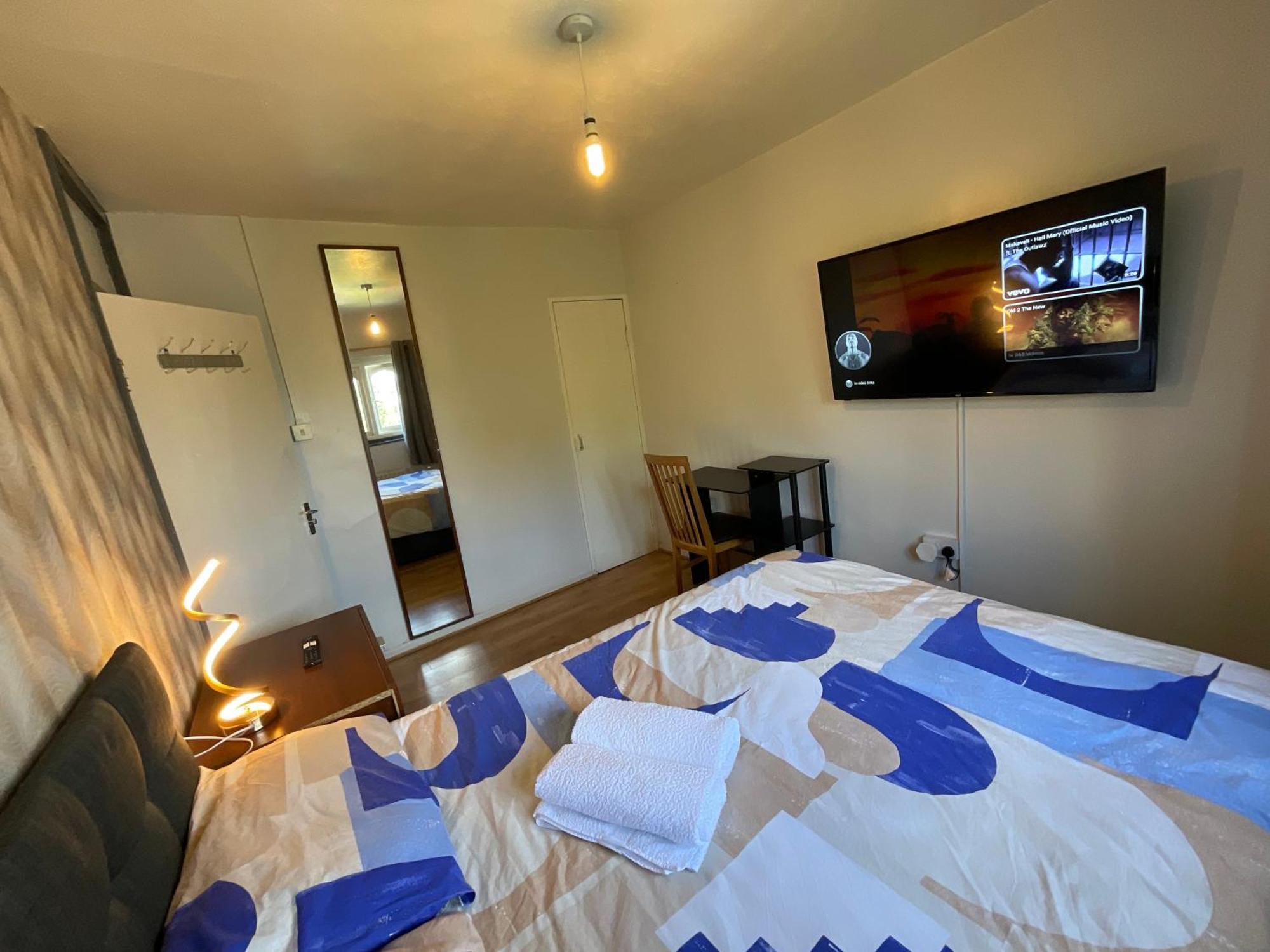 Birmingham City Centre Lovely Family Gateway מראה חיצוני תמונה